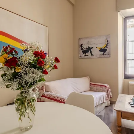 Pantheon Square, Comfort, Super Kingsize Bed * Rome