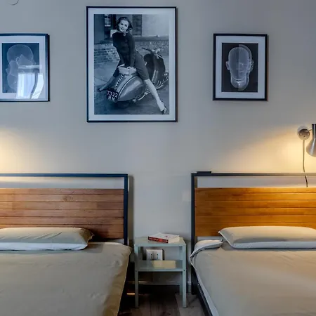 Pantheon Square, Comfort, Super Kingsize Bed Apartment *