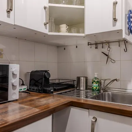 Pantheon Square, Comfort, Super Kingsize Bed Apartment Rome