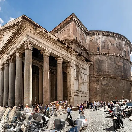 Pantheon Square, Comfort, Super Kingsize Bed Appartement